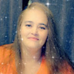 Meet your Posher, Tonya